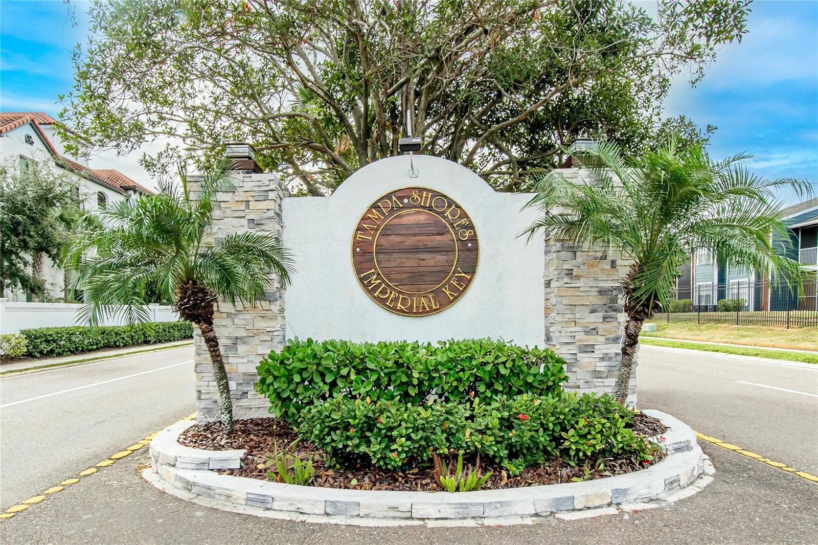 10718 Drummond Rd, Tampa, FL 33615
