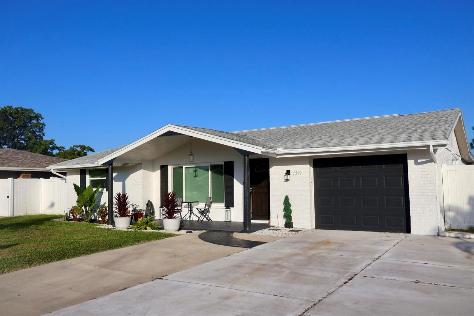 7519 Holly Lake Ln, New Port Richey, FL 34653