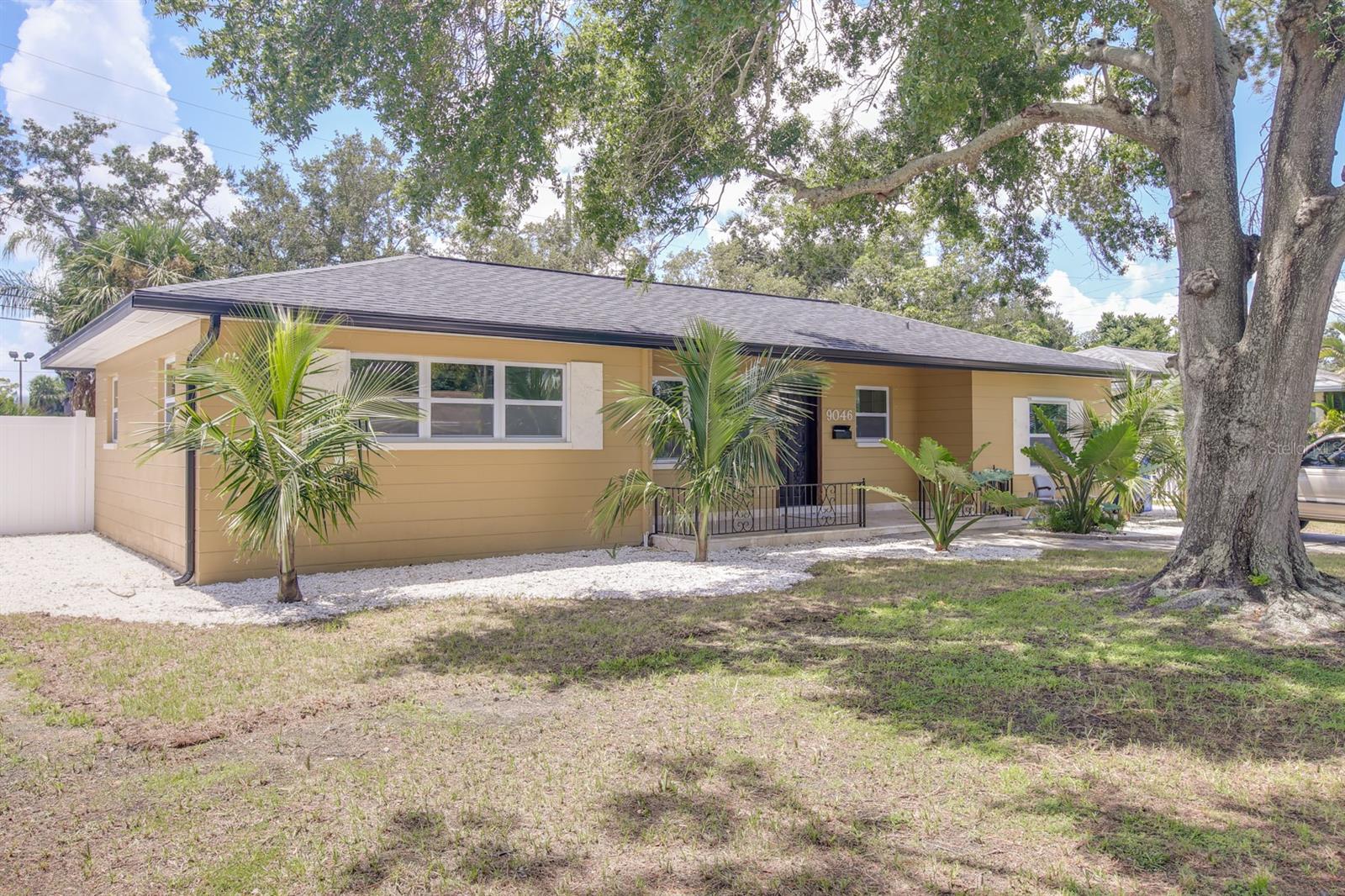 9046 3rd St N, St Petersburg, FL 33702