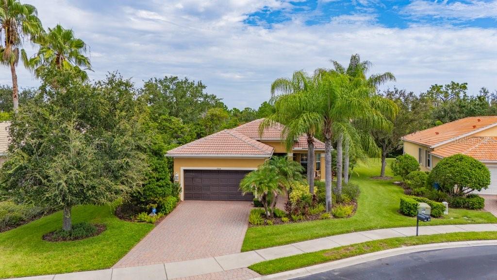 5004 Pearl Crest Ct, Wimauma, FL 33598