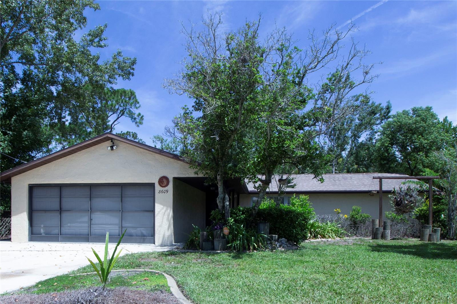 8609 Horizon Ln, Hudson, FL 34667