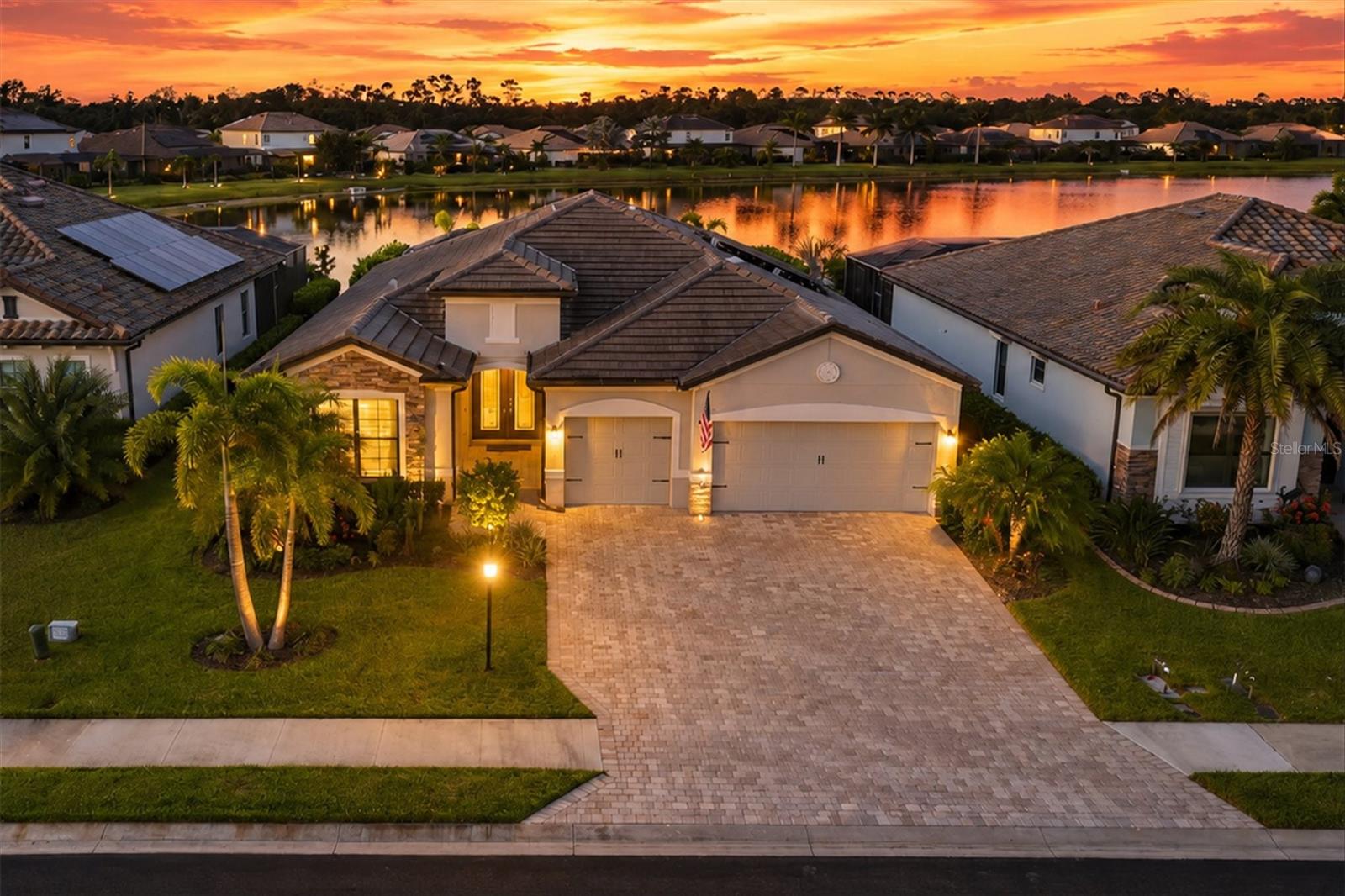 6538 Rosehill Farm Rn, Lakewood Ranch, FL 34211