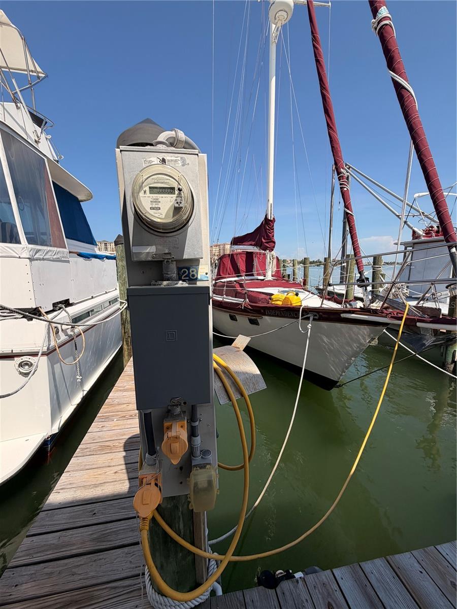 200 Windward PASSAGE #28F, Clearwater, FL 33767