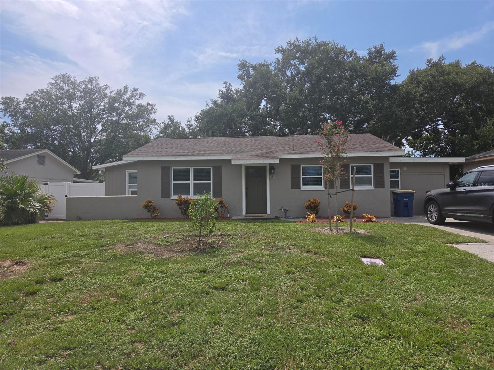 20 S Saturn Ave, Clearwater, FL 33755