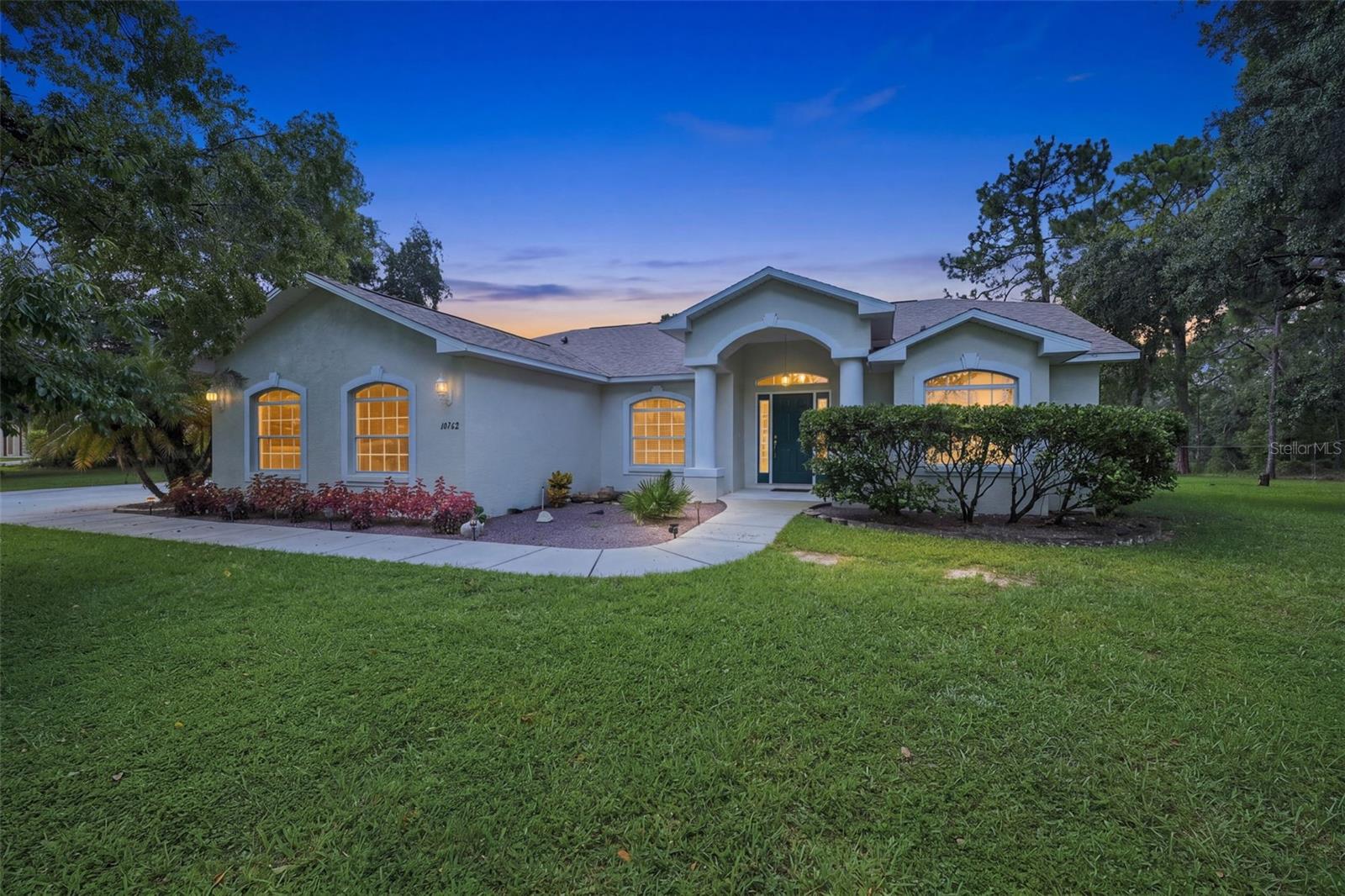 16702 Lemans Dr, Spring Hill, FL 34610