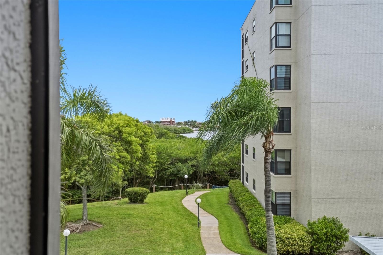1328 Pasadena Ave S #308, South Pasadena, FL 33707