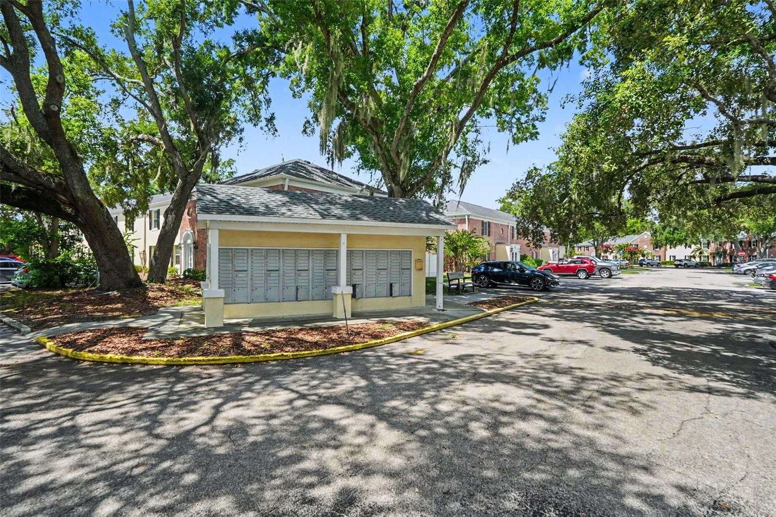 13832 Orange Sunset Dr #101, Tampa, FL 33618