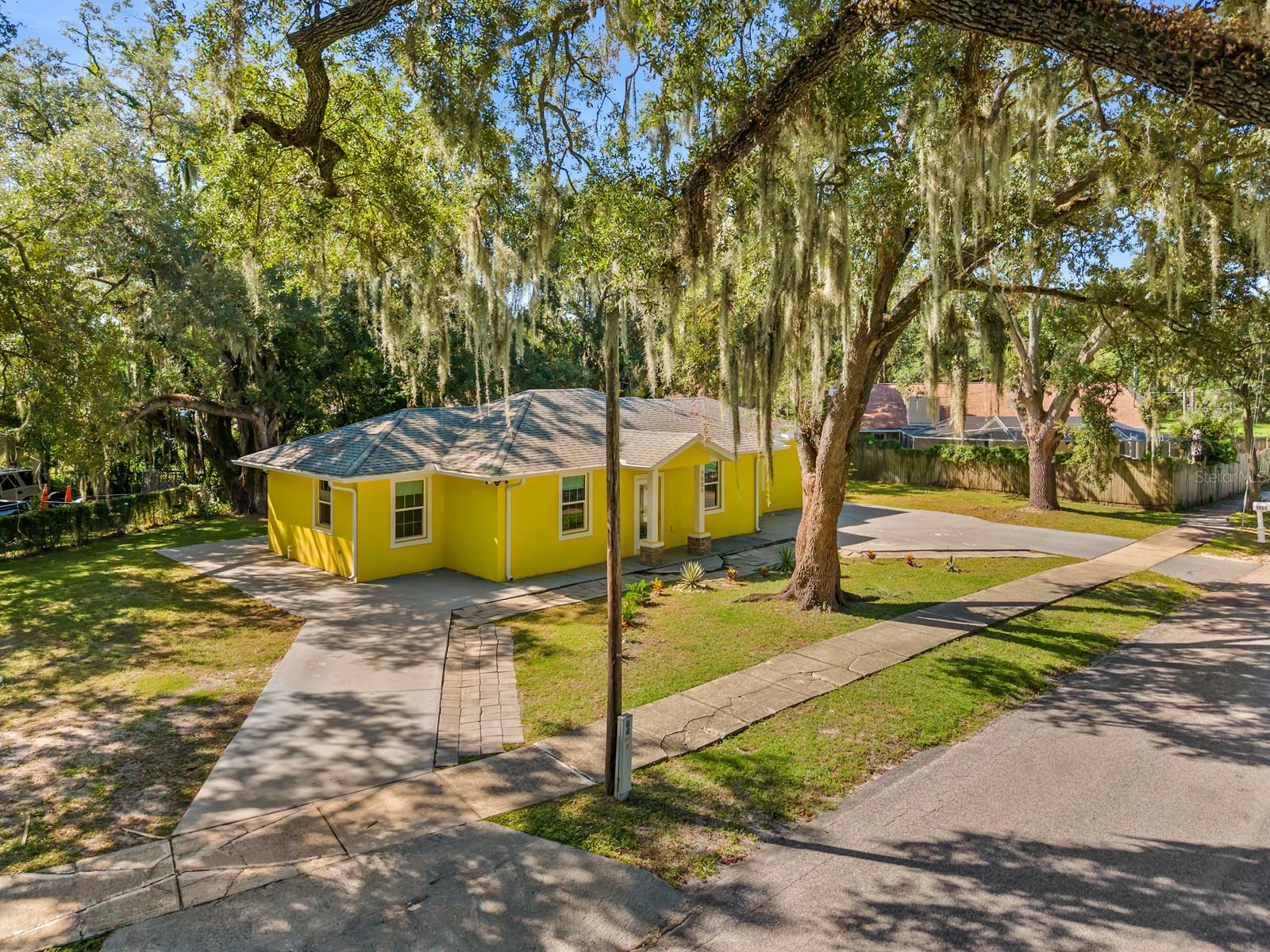 9609 Takomah Trl, Tampa, FL 33617