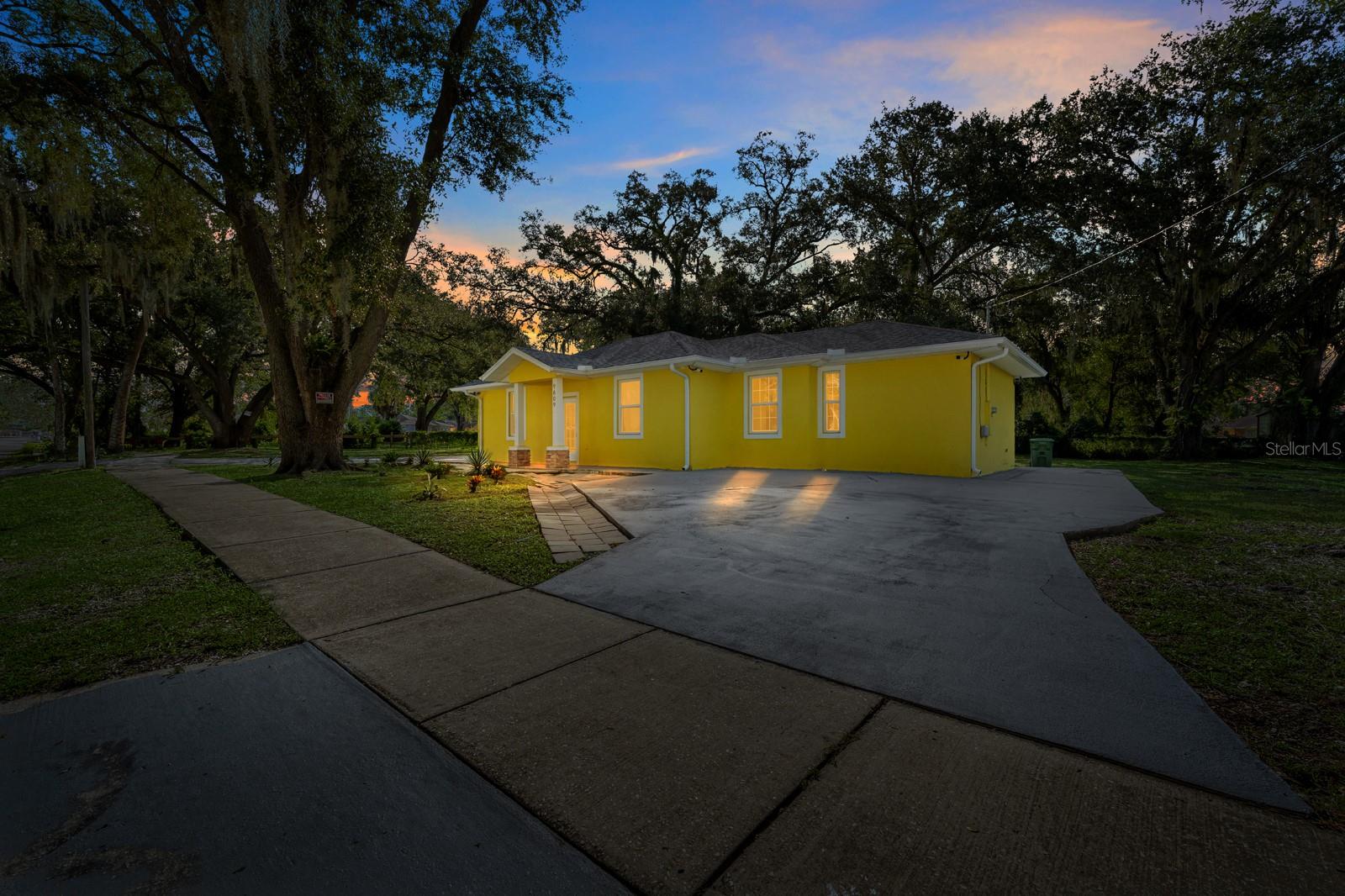 9609 Takomah Trl, Tampa, FL 33617