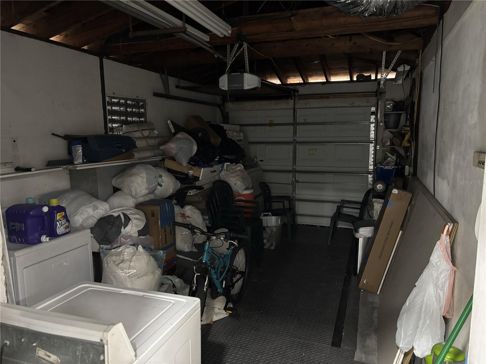 1347 Buckingham Dr, Clearwater, FL 33756