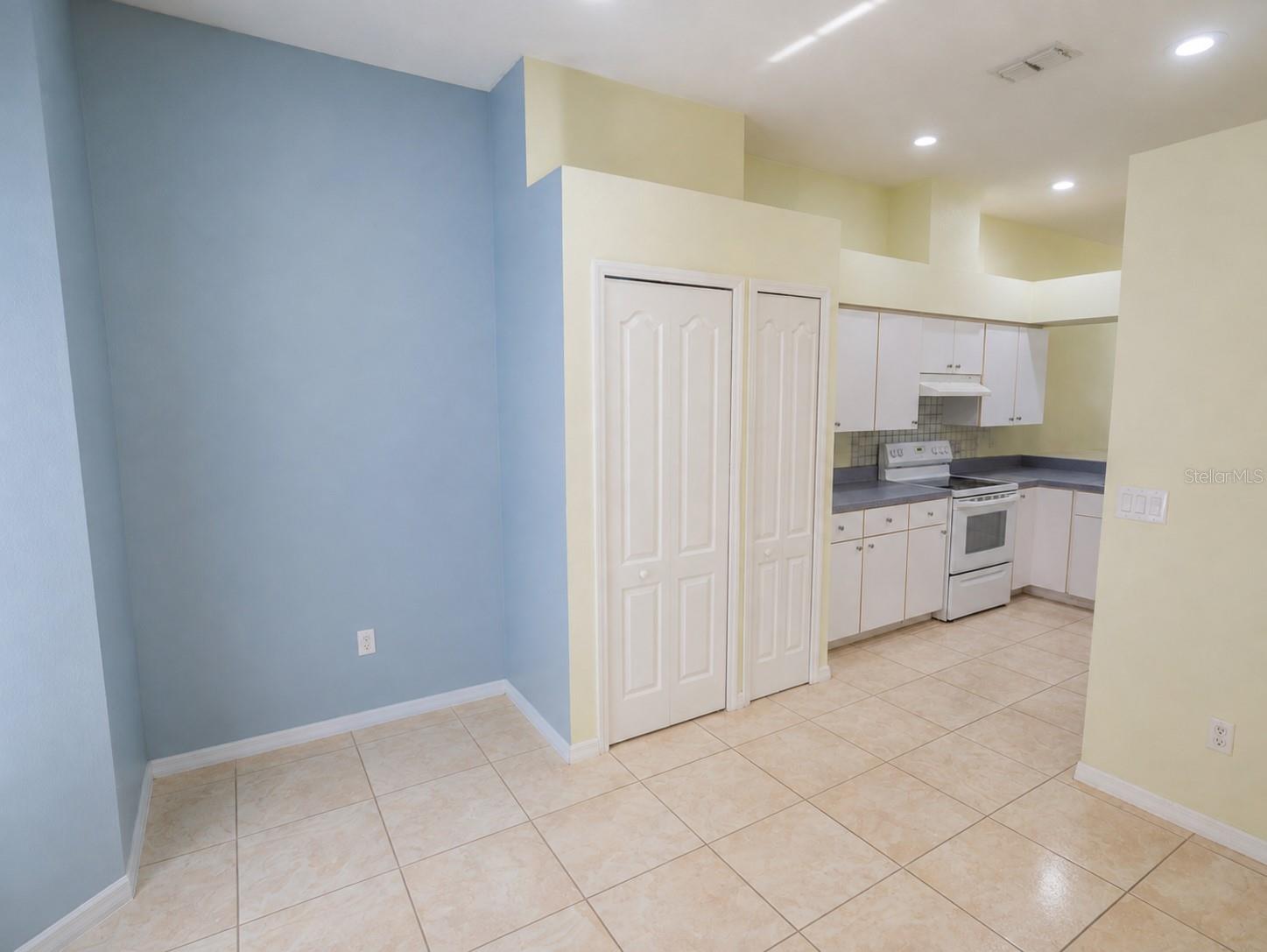 12537 Hollybrook Ln, Hudson, FL 34669