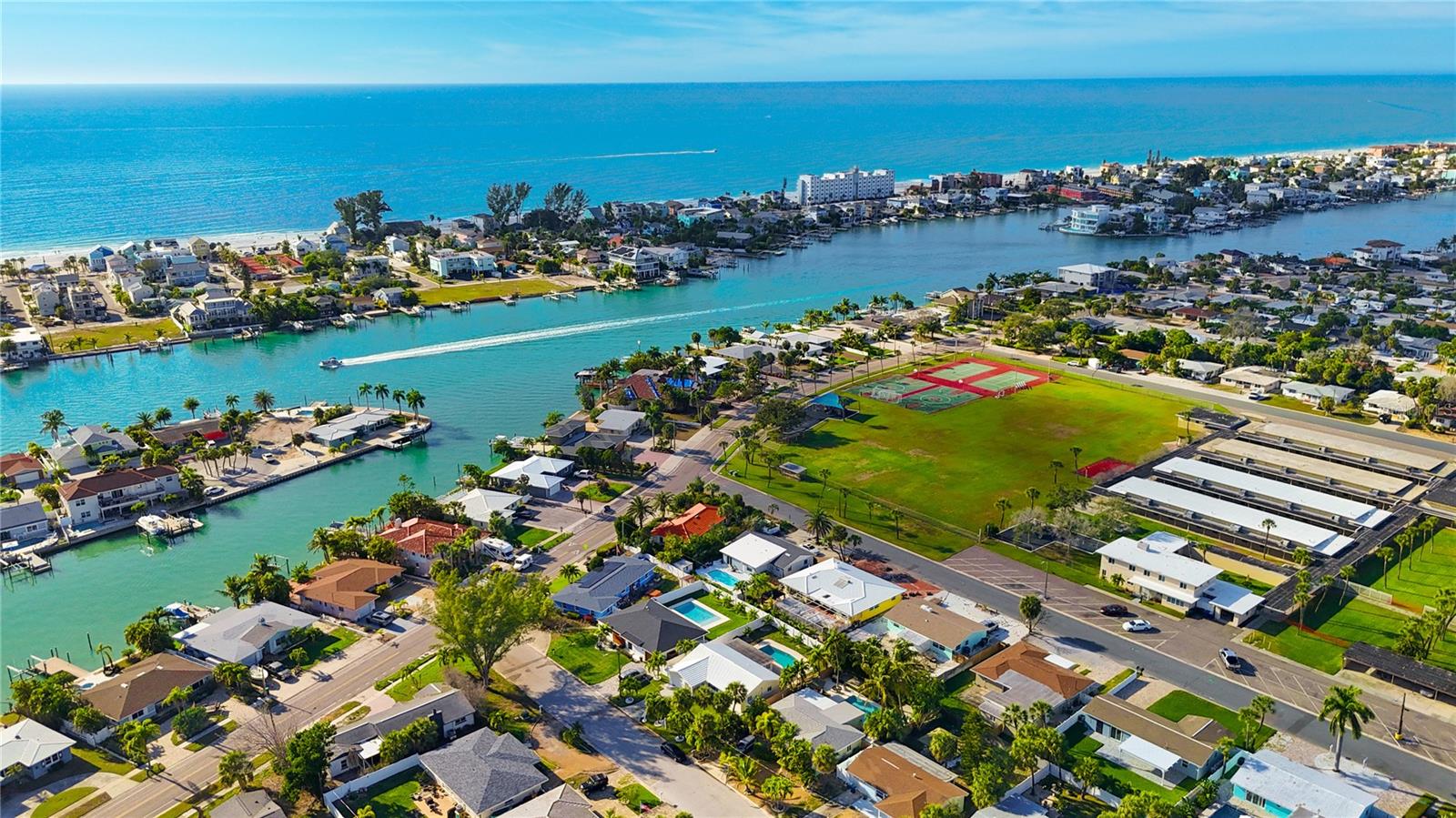455 81st Ave, St Pete Beach, FL 33706