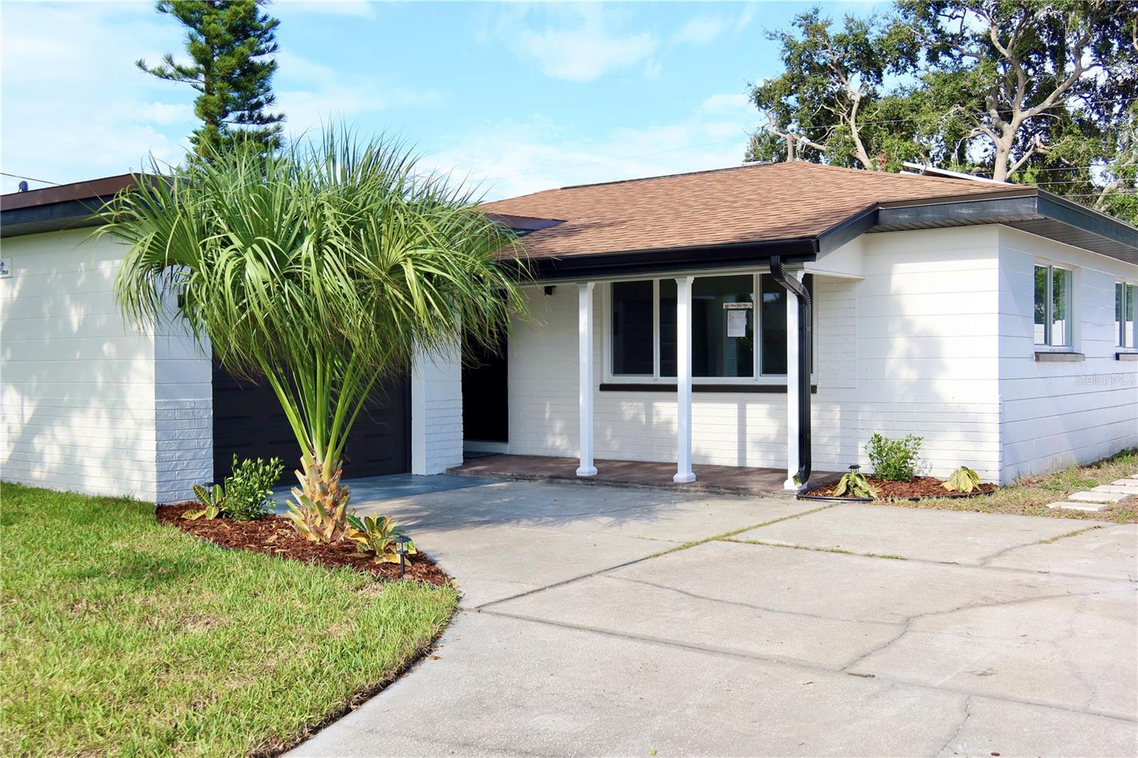 5671 Orange Rd, Seminole, FL 33772