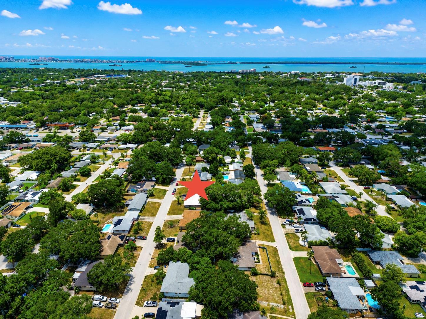 934 Hillwood Dr, Dunedin, FL 34698
