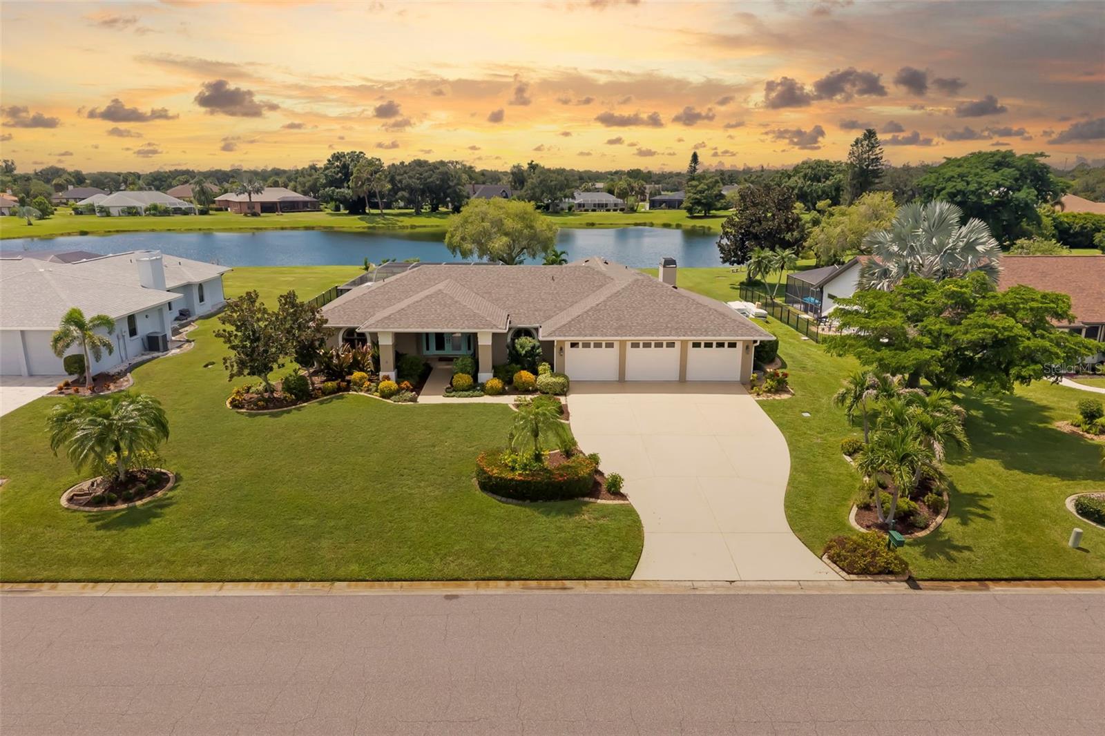 3205 Wilderness Blvd E, Parrish, FL 34219