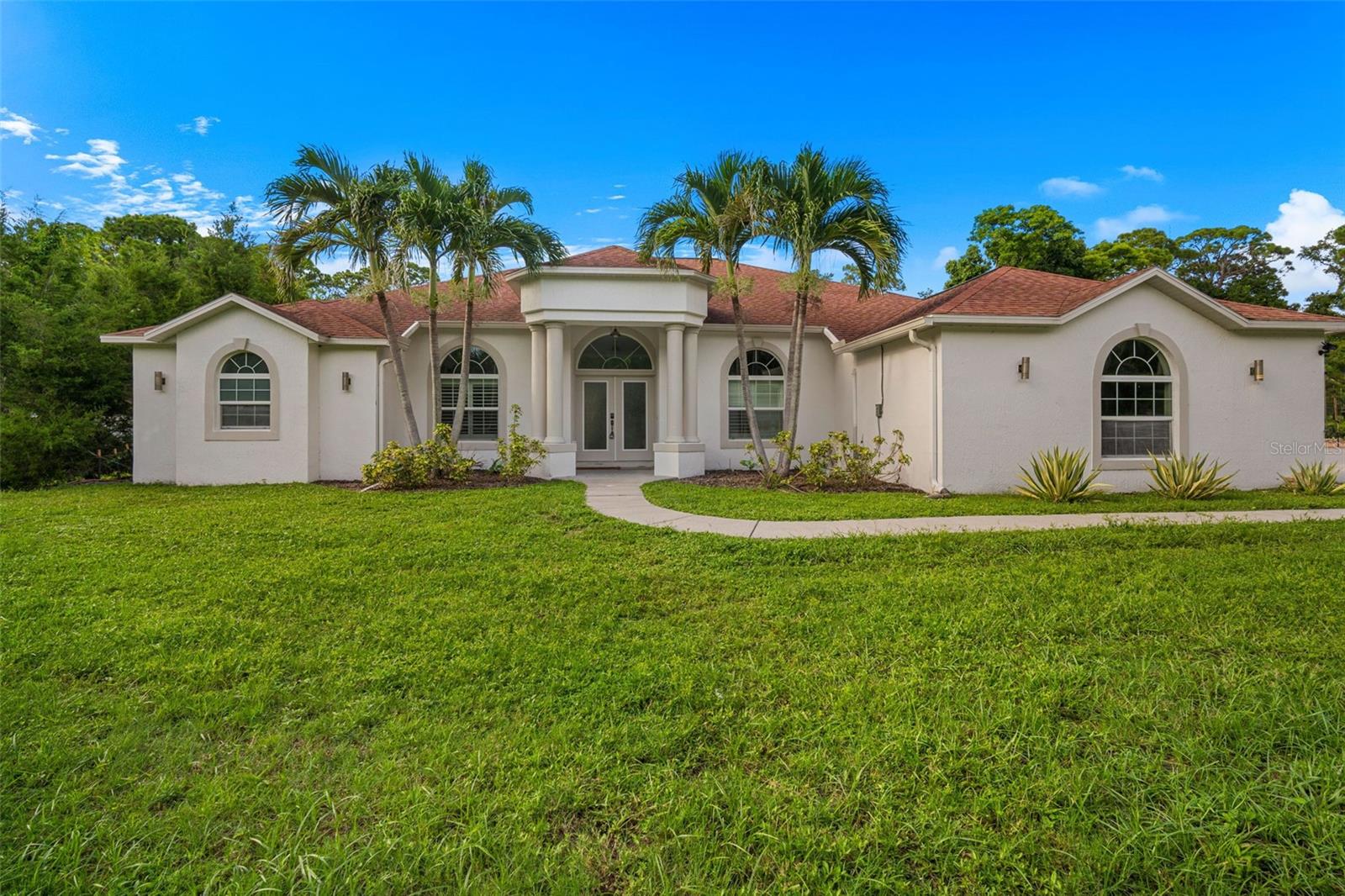 7272 129th St N, Seminole, FL 33776