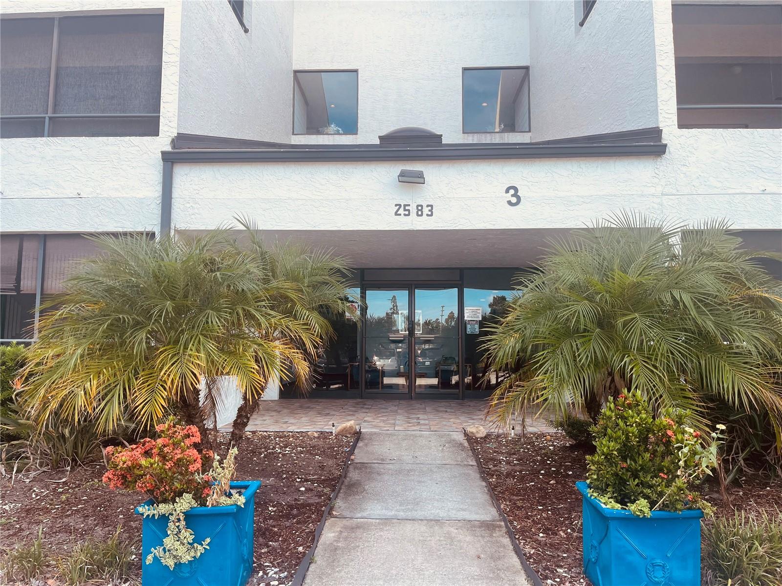 2583 Countryside Blvd #3201, Clearwater, FL 33761