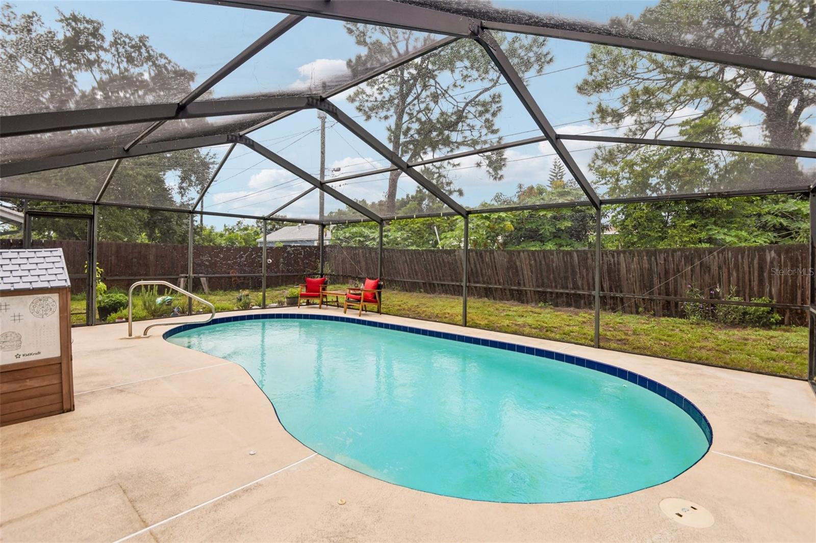 8401 Portulaca Ave, Seminole, FL 33777