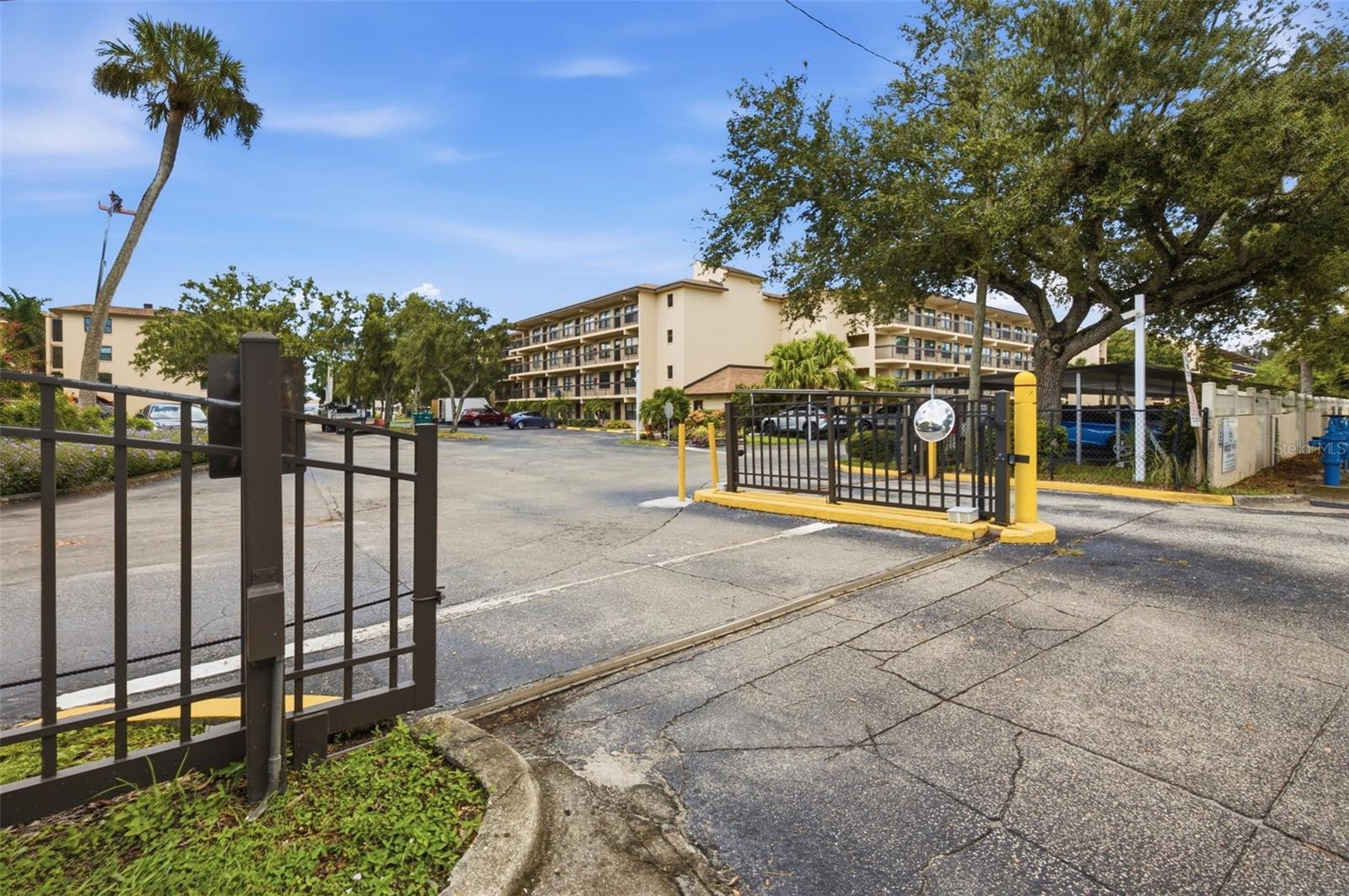 435 30th Ave W #D206, Bradenton, FL 34205