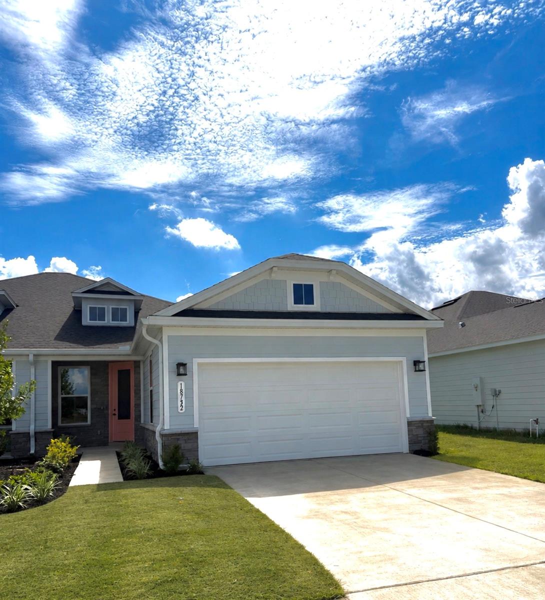 18732 Highland Dew St, Spring Hill, FL 34610