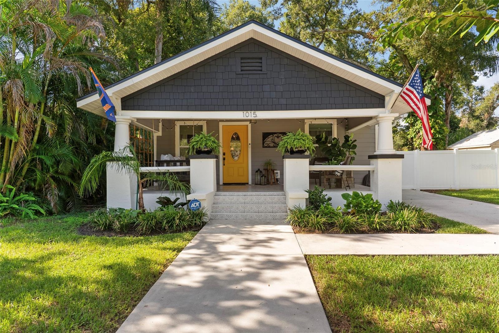 1015 E Crawford St, Tampa, FL 33604