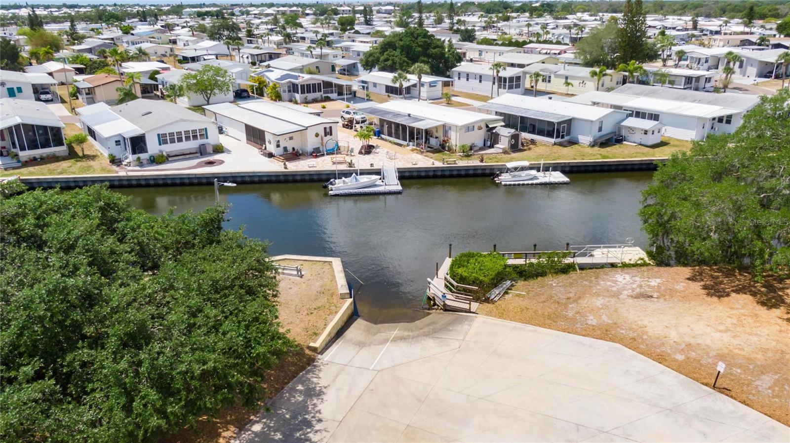 103 Saint George Ct, Apollo Beach, FL 33572