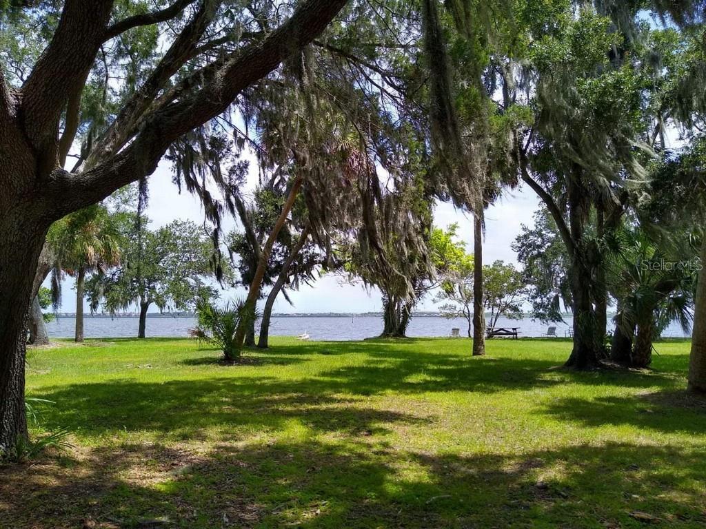 118 18th St E, Bradenton, FL 34208