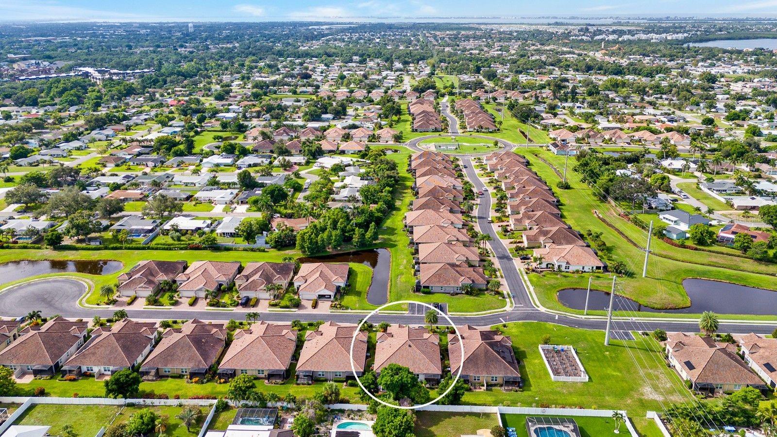 7010 Playa Bella Dr, Bradenton, FL 34209