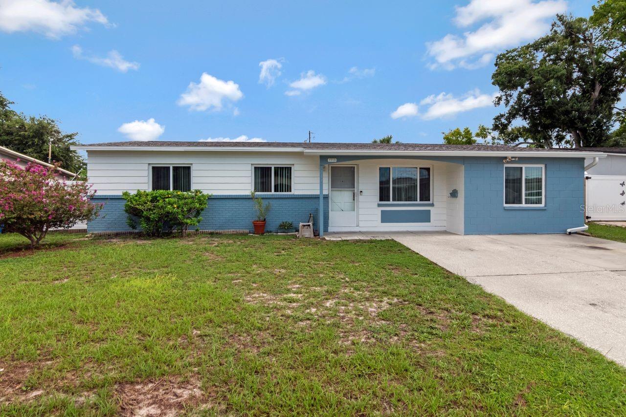 7713 W Powhatan Ave, Tampa, FL 33615