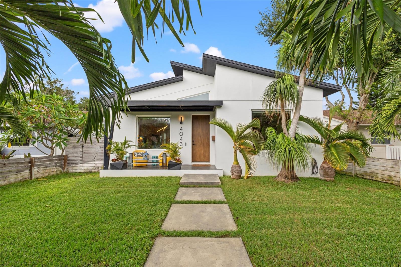 4043 7th Ave N, St Petersburg, FL 33713