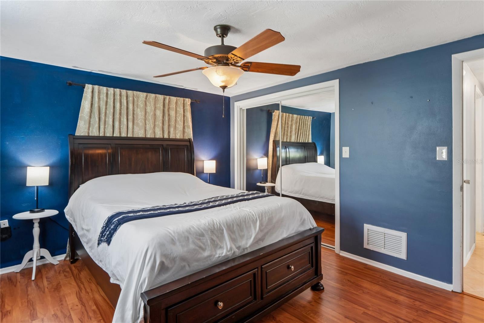 223 N Walton Ave, Tarpon Springs, FL 34689
