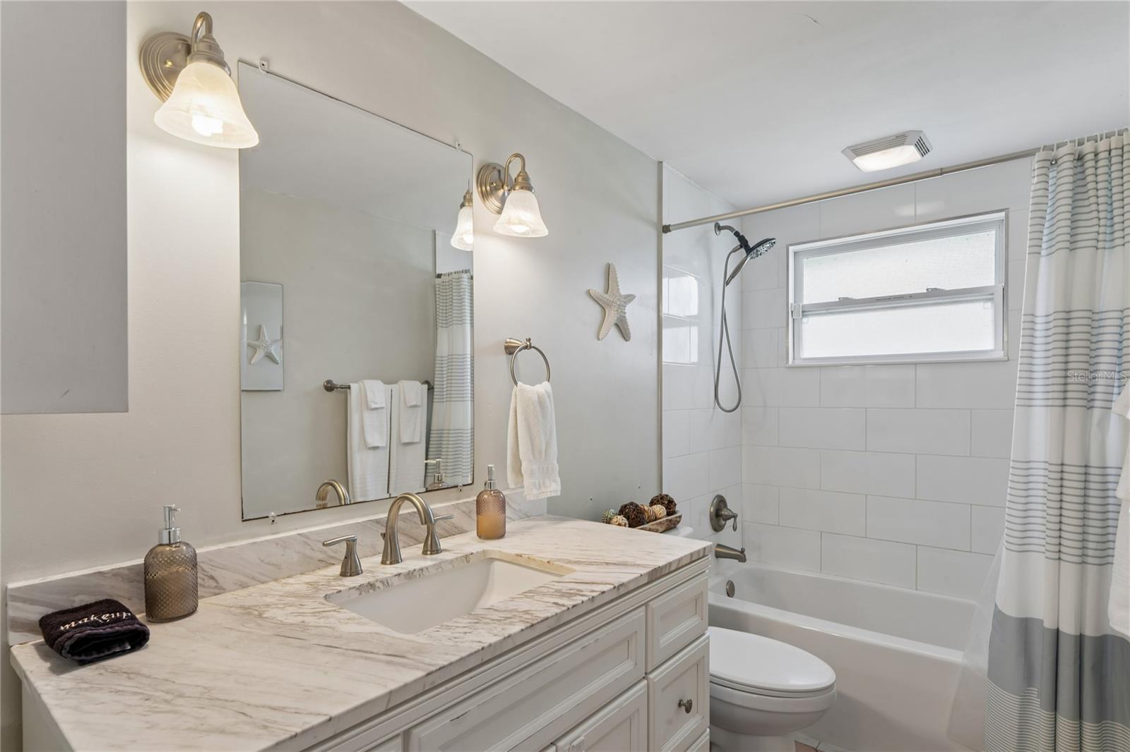 223 N Walton Ave, Tarpon Springs, FL 34689