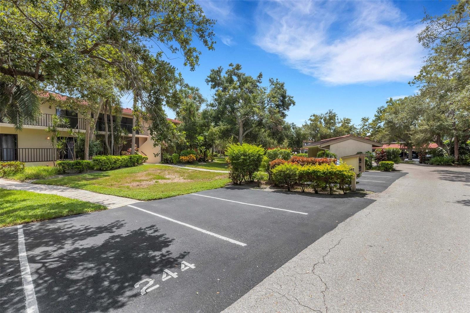 6462 Wild Oak Bay Blvd #244, Bradenton, FL 34210