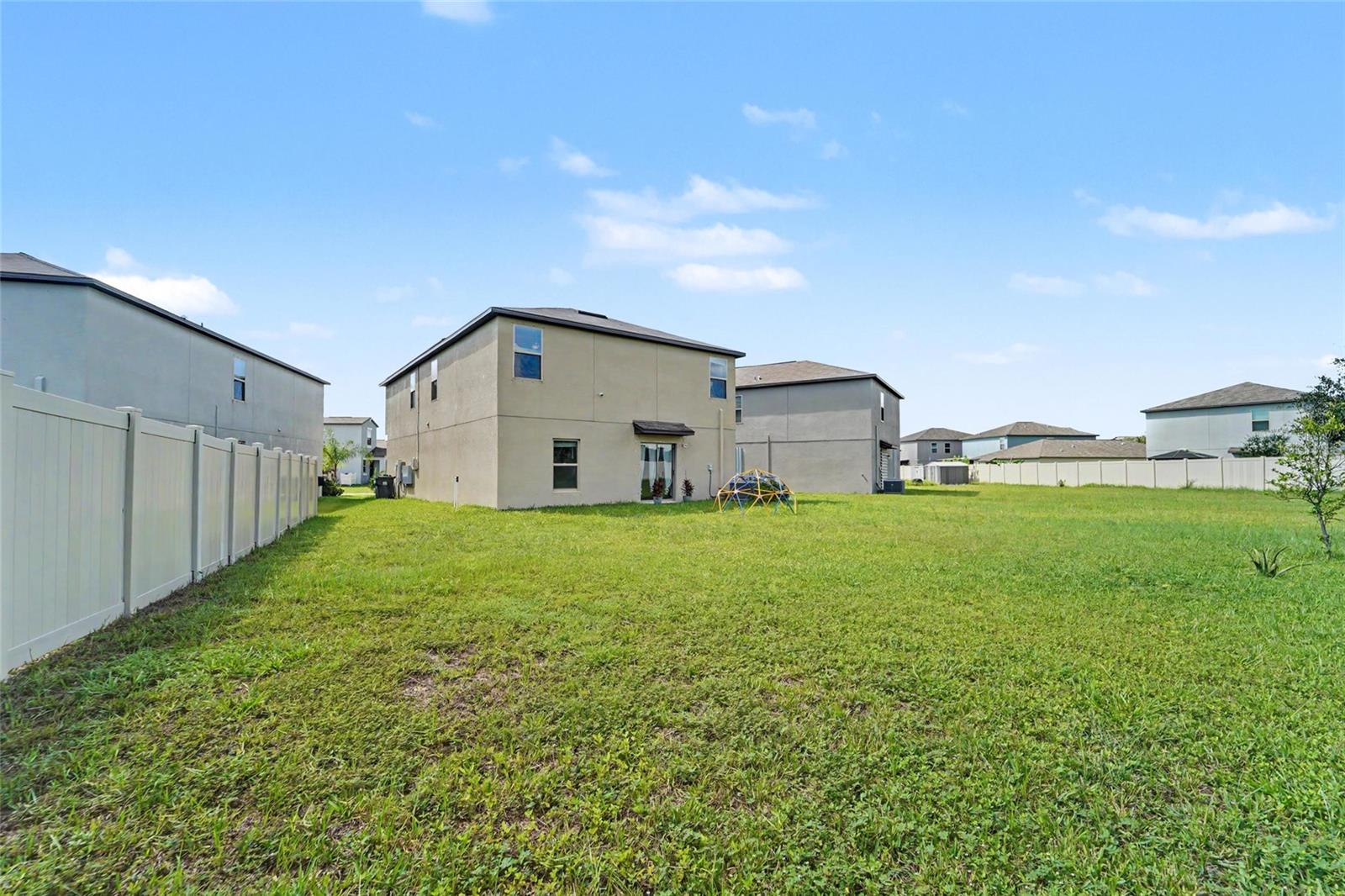 4513 Eternal Prince Dr, Sun City Center, FL 33573