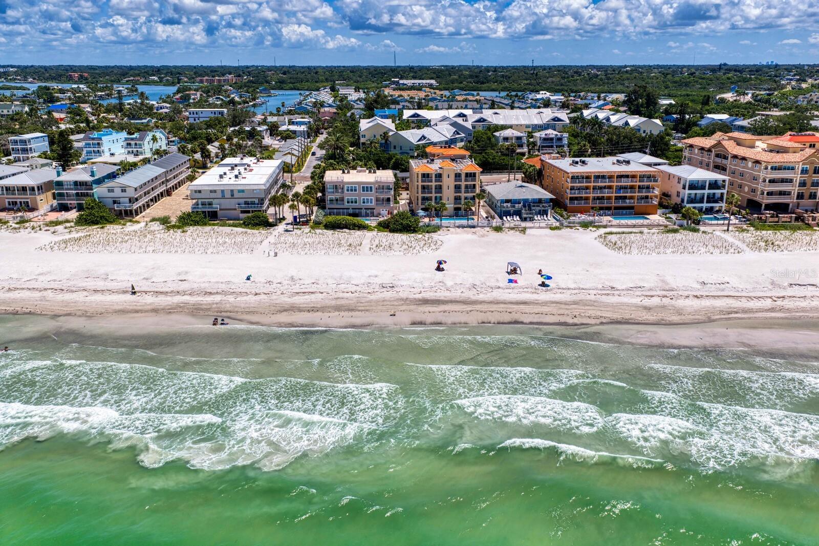 105 Haven Beach Dr, Indian Rocks Beach, FL 33785