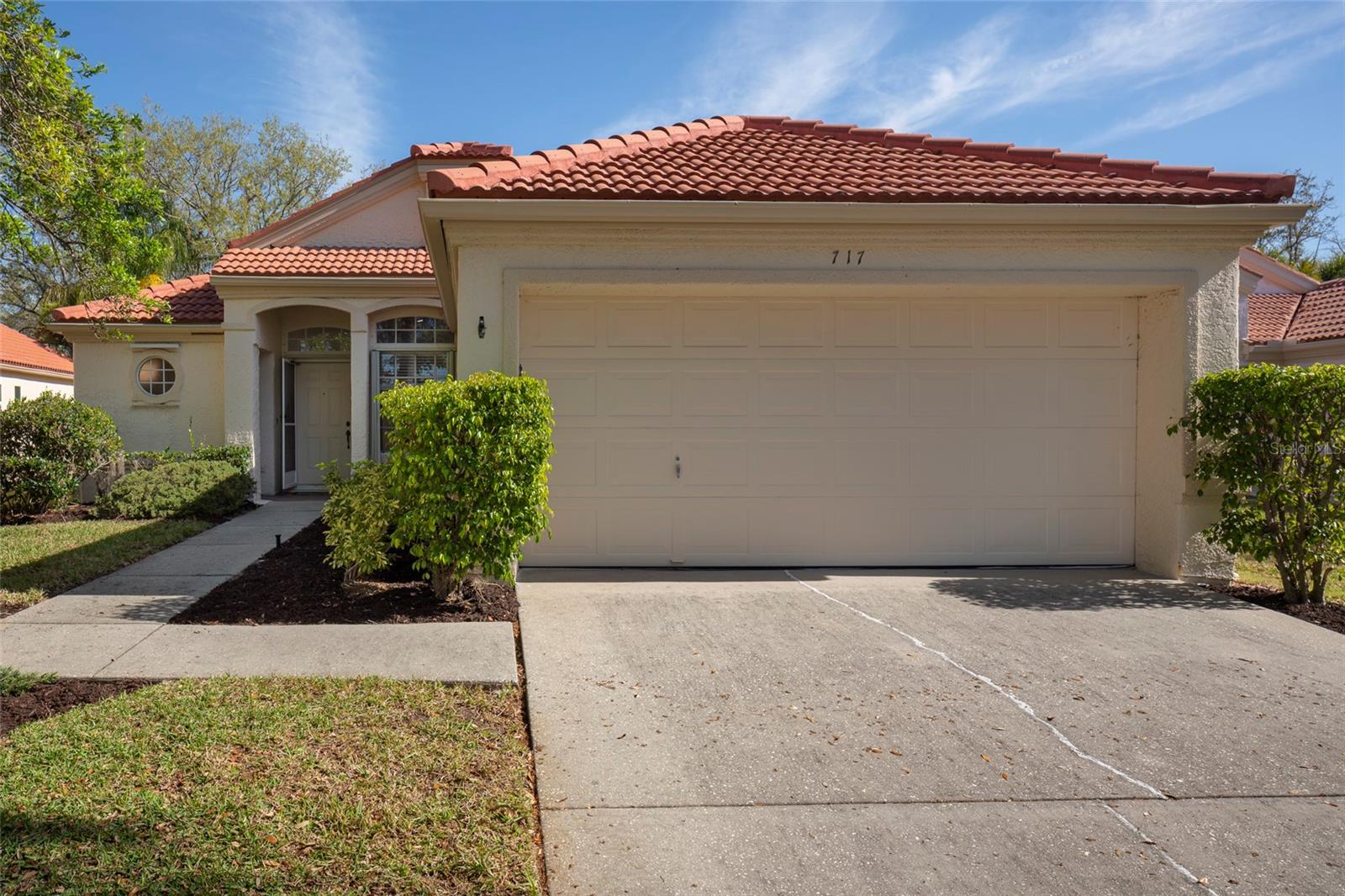 717 Lighthouse Dr, Tarpon Springs, FL 34689