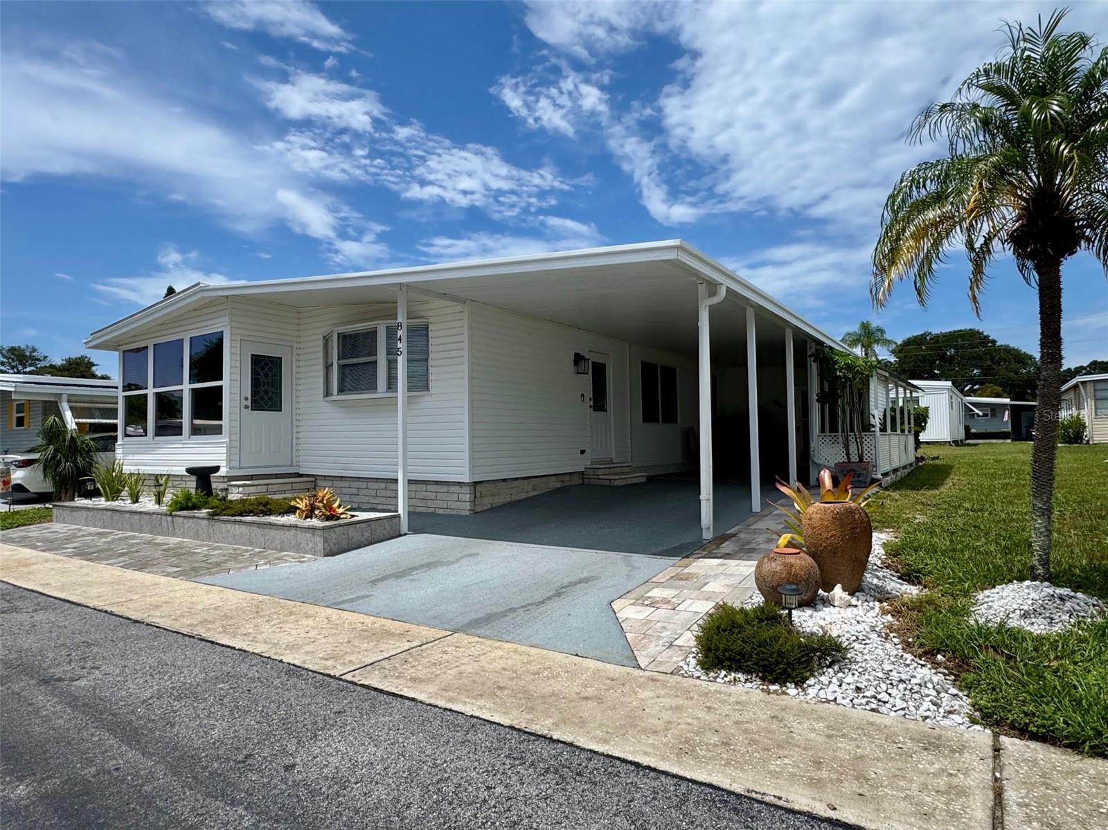 845 Cane Palm St, Largo, FL 33778