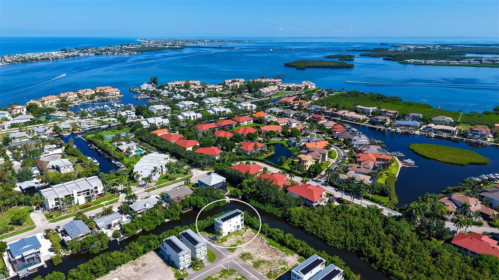 12435 Dockside Ter, Cortez, FL 34215