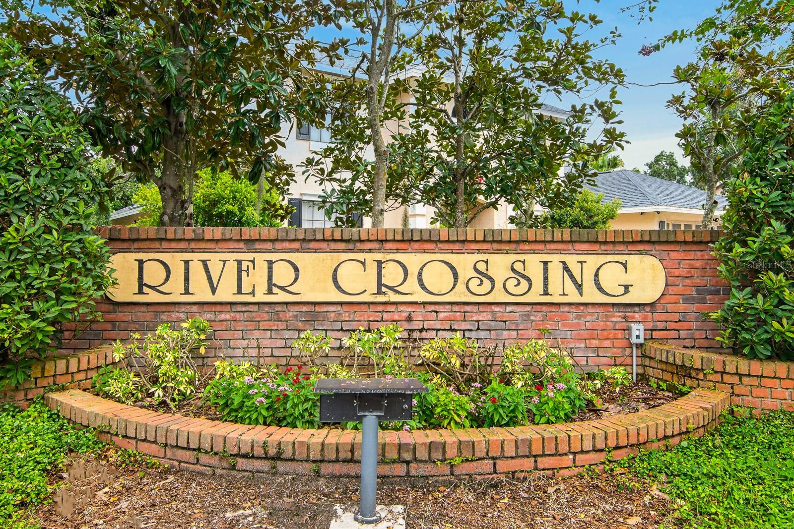 2007 River Crossing Dr, Valrico, FL 33596
