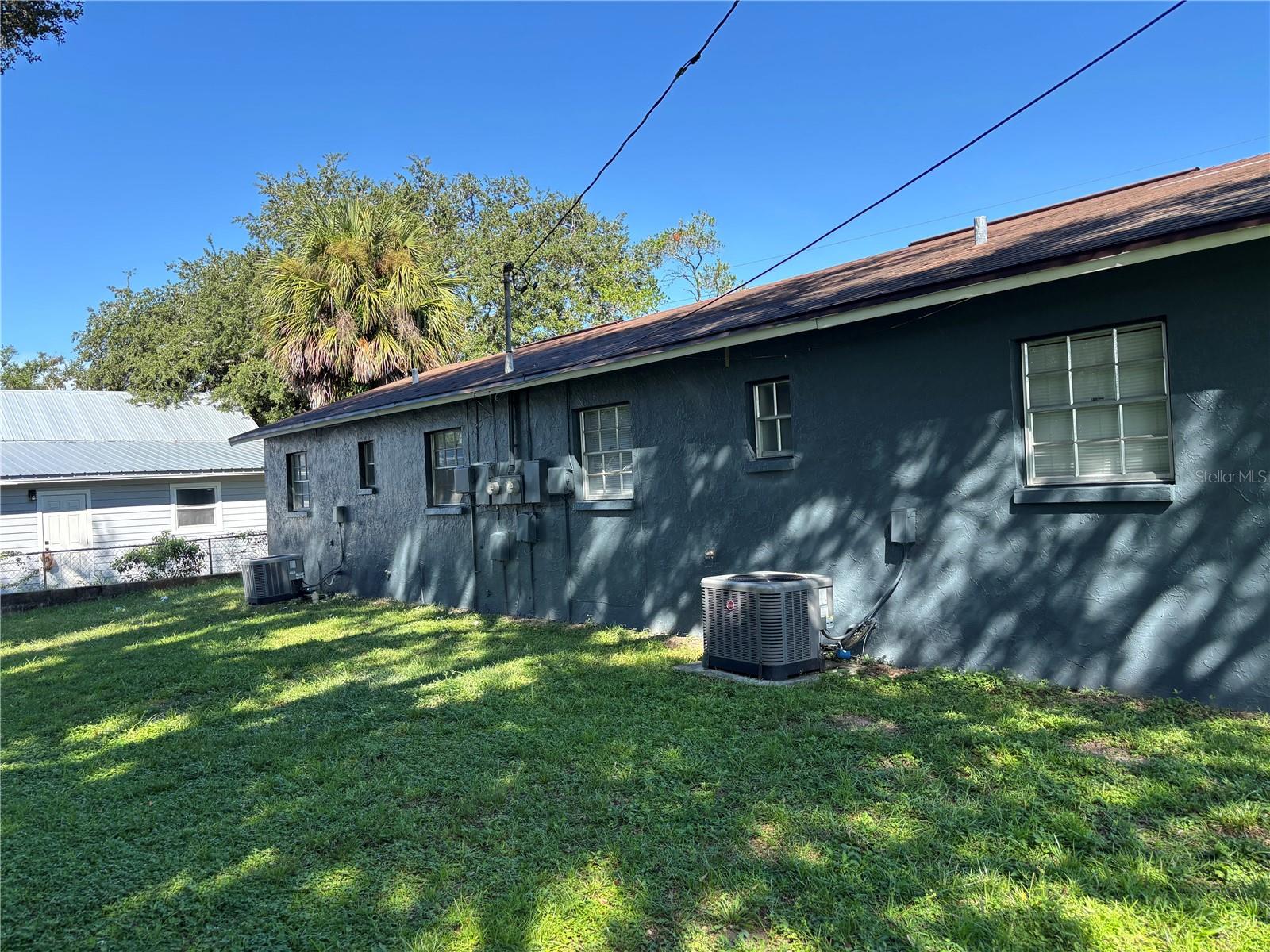 38342-38344 12th Ave, Zephyrhills, FL 33542