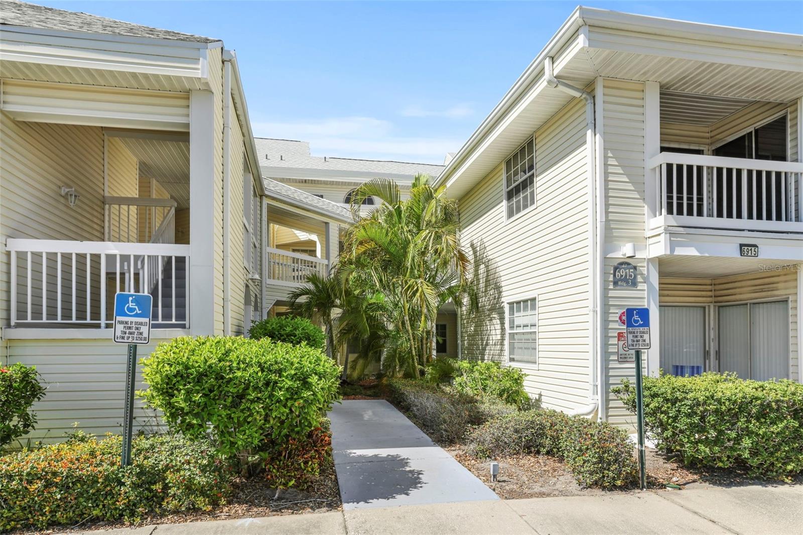 6915 Stones Throw Cir N #3104, St Petersburg, FL 33710