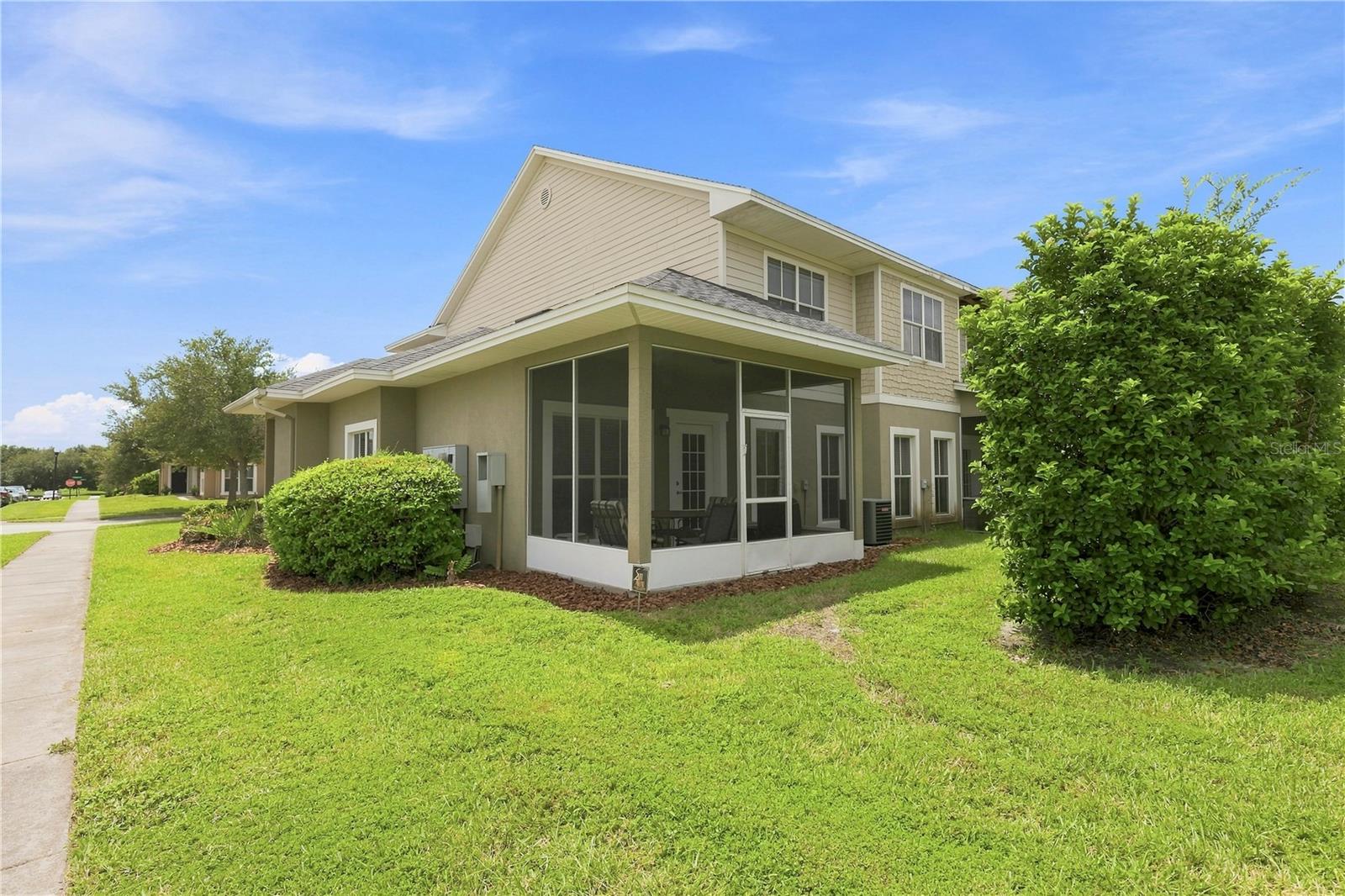 7912 Down Royal Rd, Tampa, FL 33610