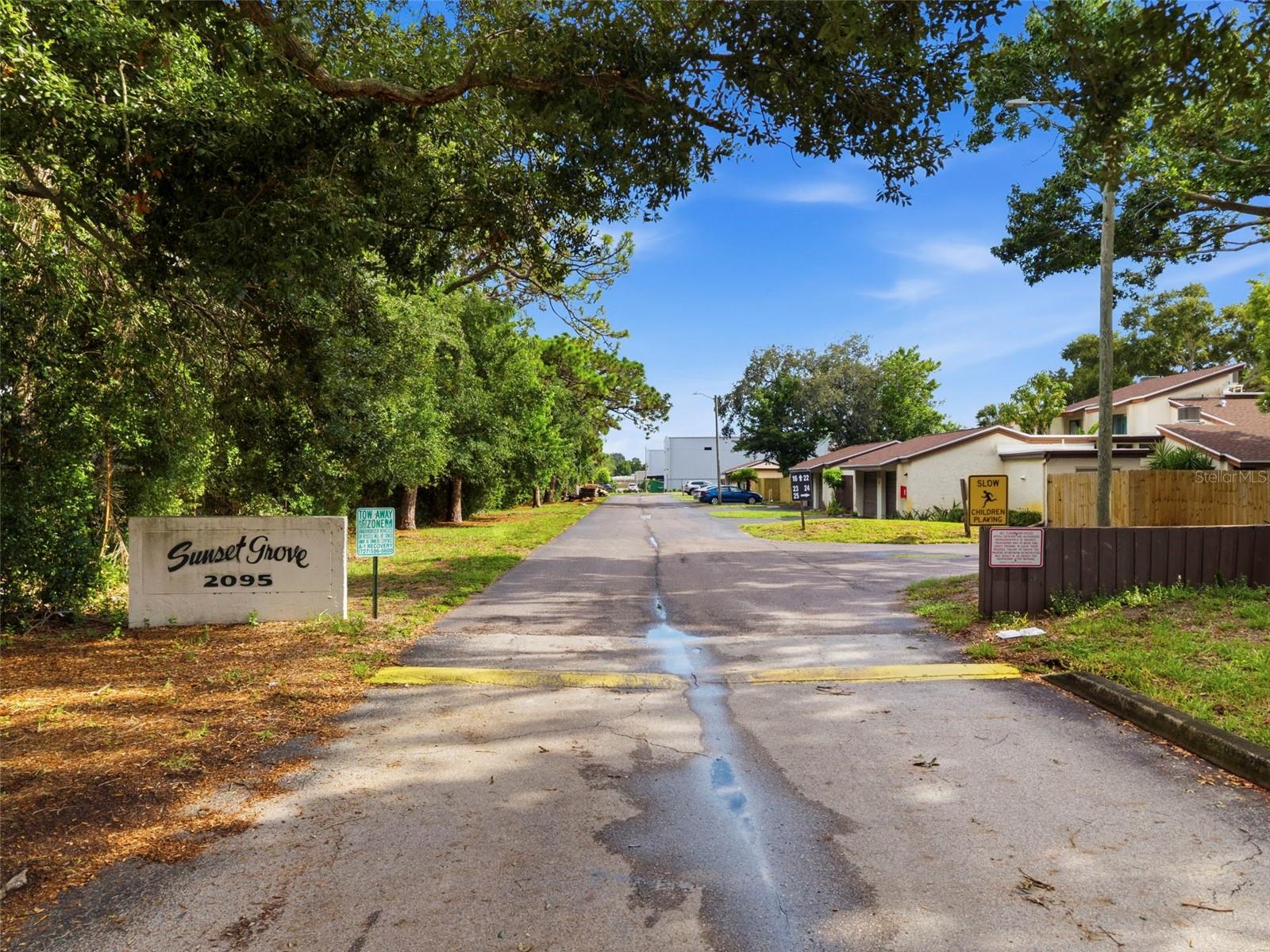2095 Sunset Point Rd #2302, Clearwater, FL 33765