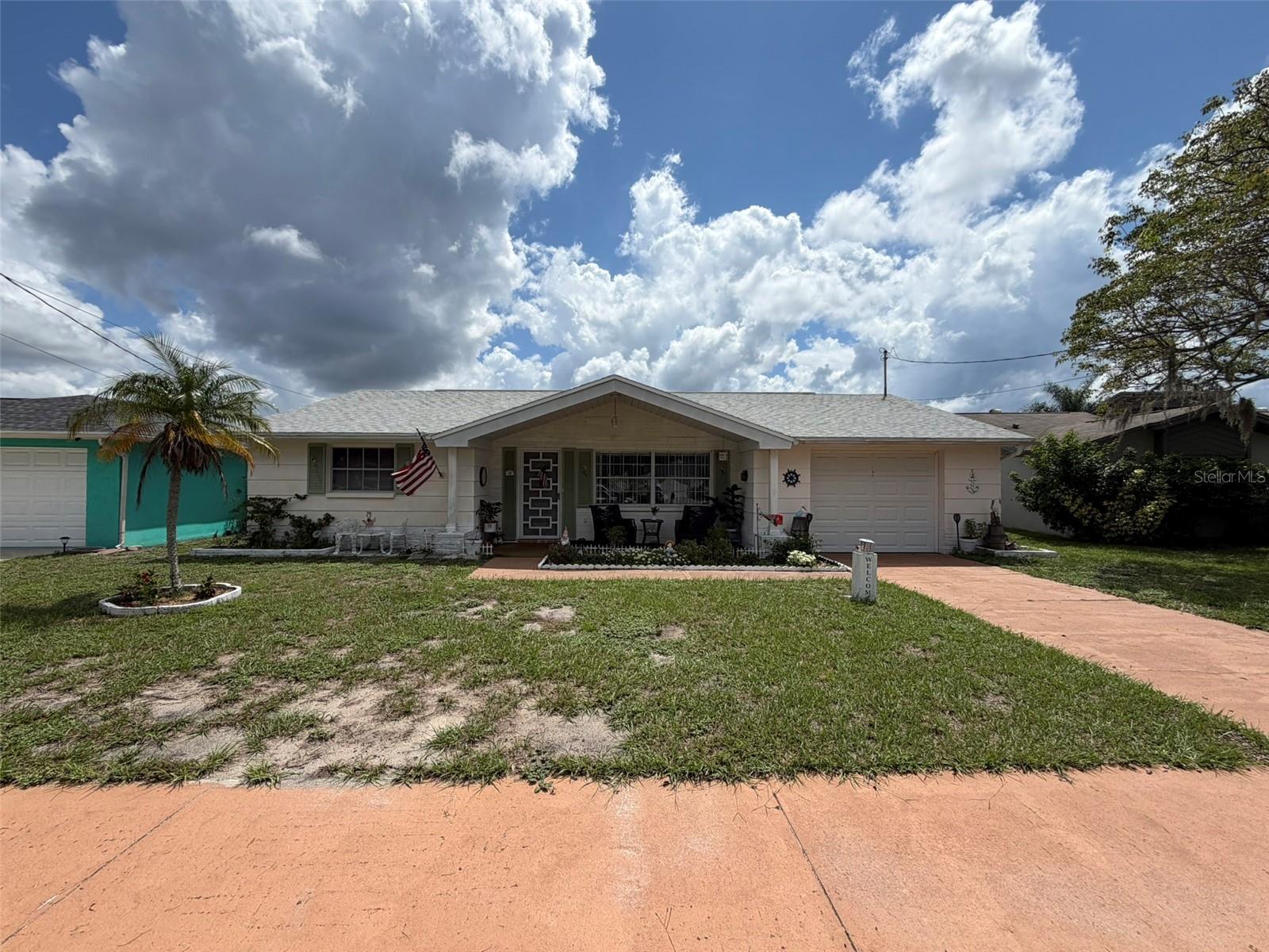 1332 Flotilla Dr, Holiday, FL 34690