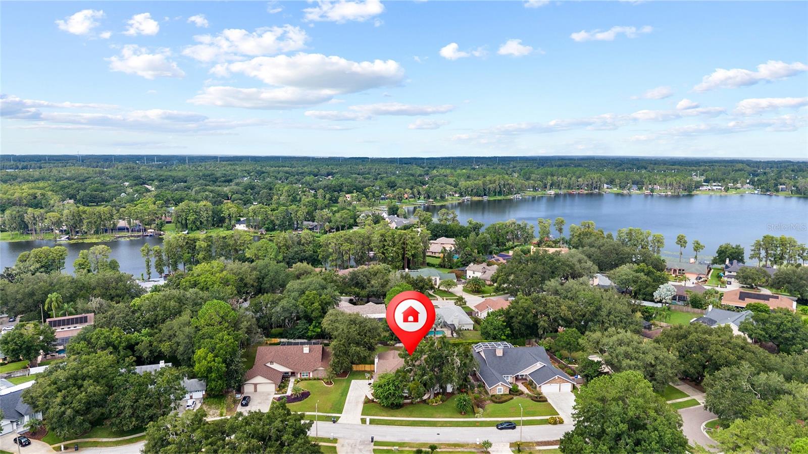 18243 Clear Lake Dr, Lutz, FL 33548