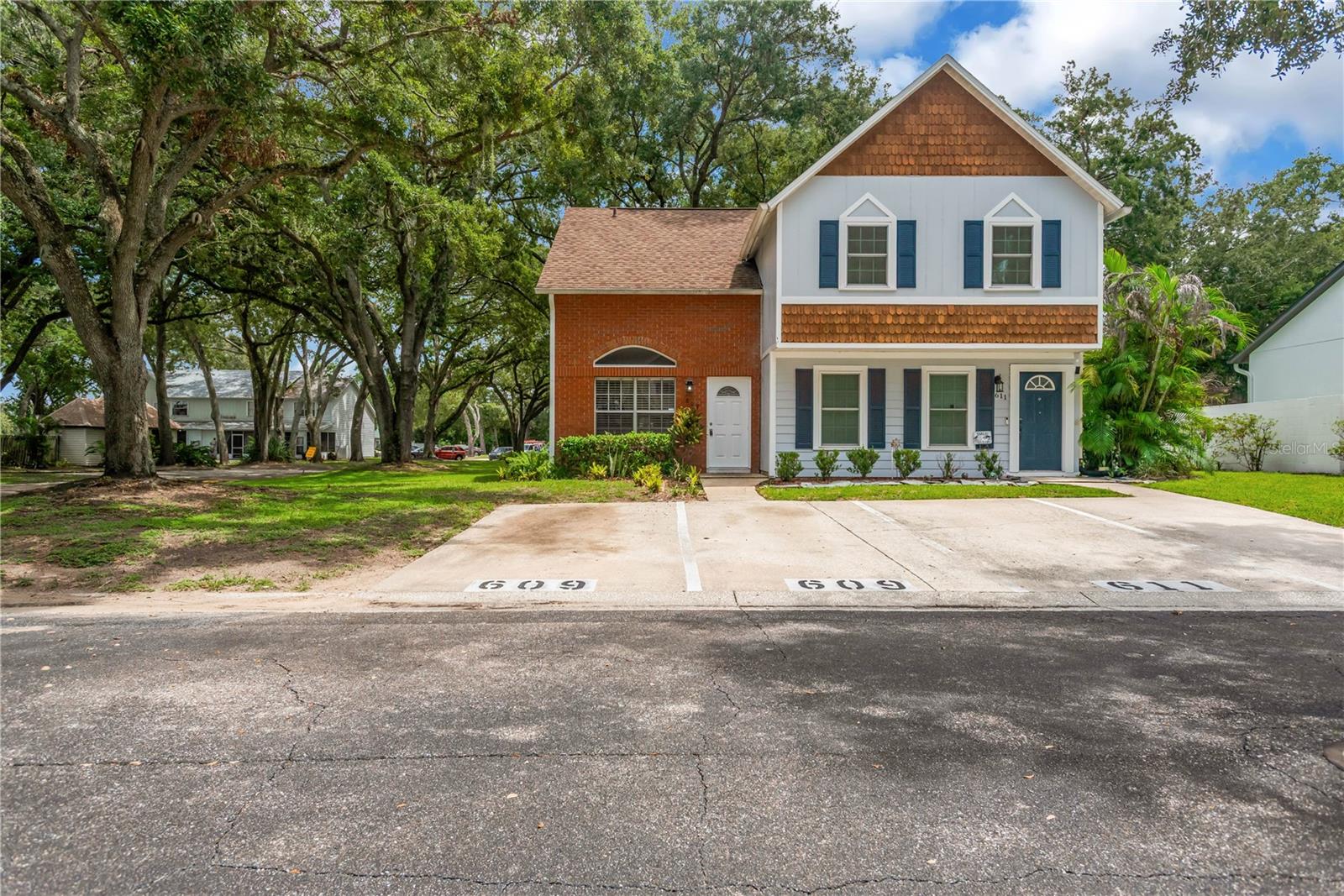 609 Saint Henry Dr, Brandon, FL 33511