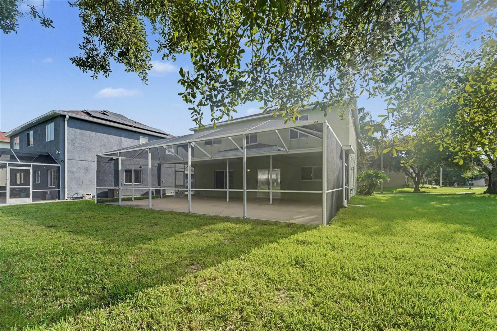 19431 Sandy Springs Cir, Lutz, FL 33558