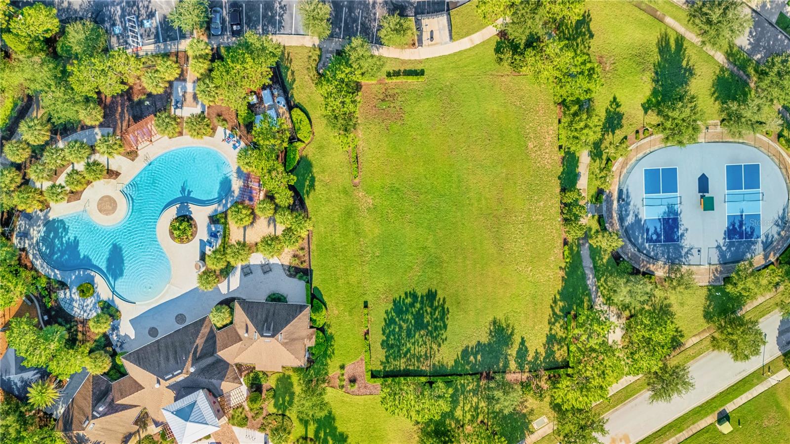 7719 Maroon Peak Dr, Ruskin, FL 33573