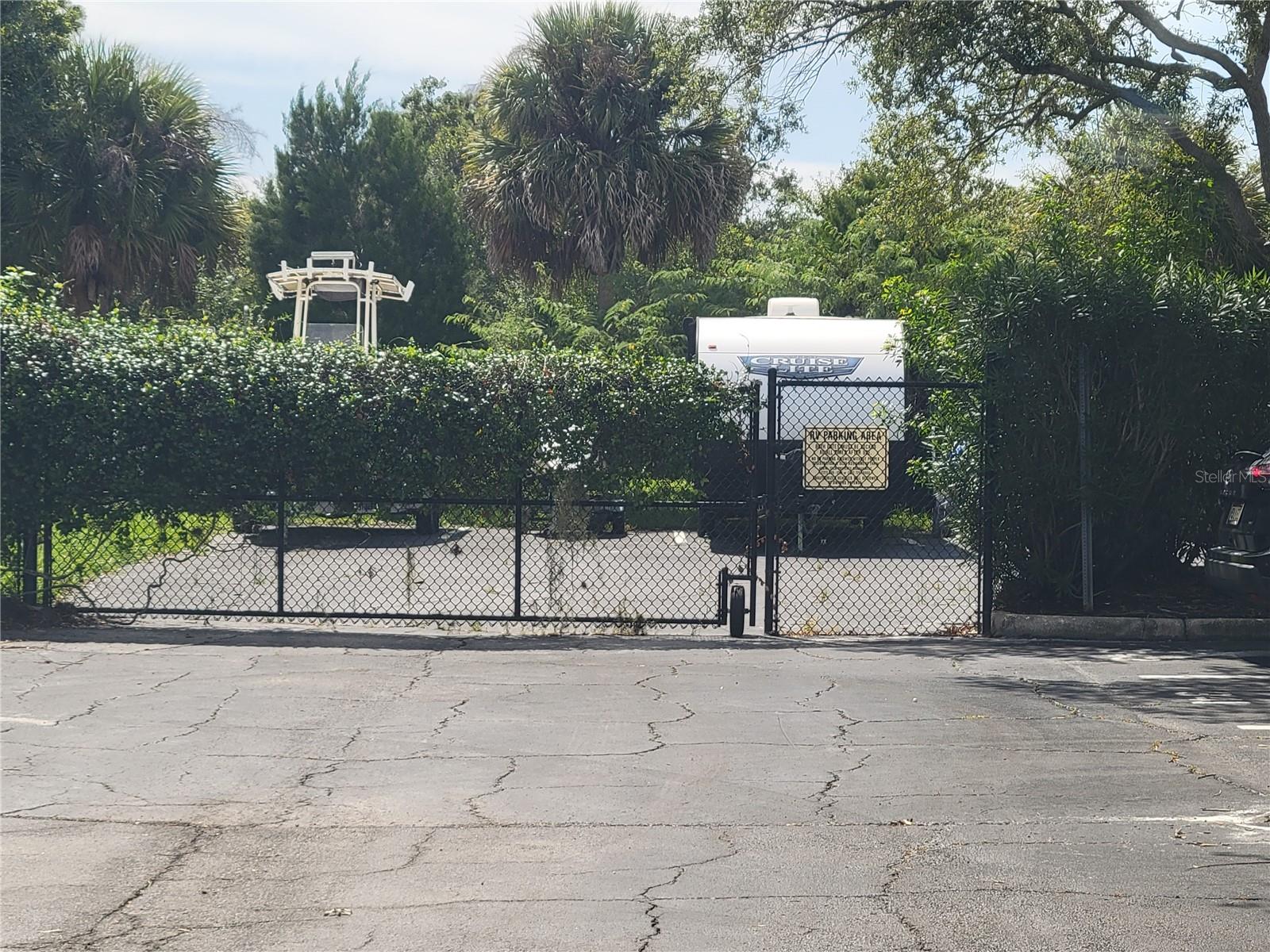279 Countryside Key Blvd, Oldsmar, FL 34677