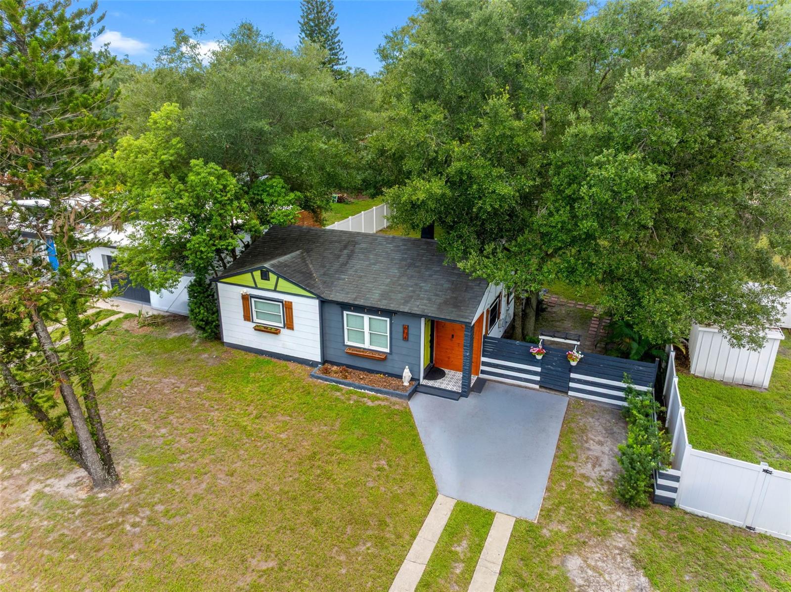 6114 N 23rd St, Tampa, FL 33610